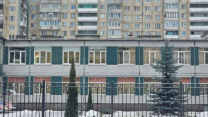 Teenager in St. Petersburg Attacks Teacher with Knife Following Poor Grade, Authorities Report